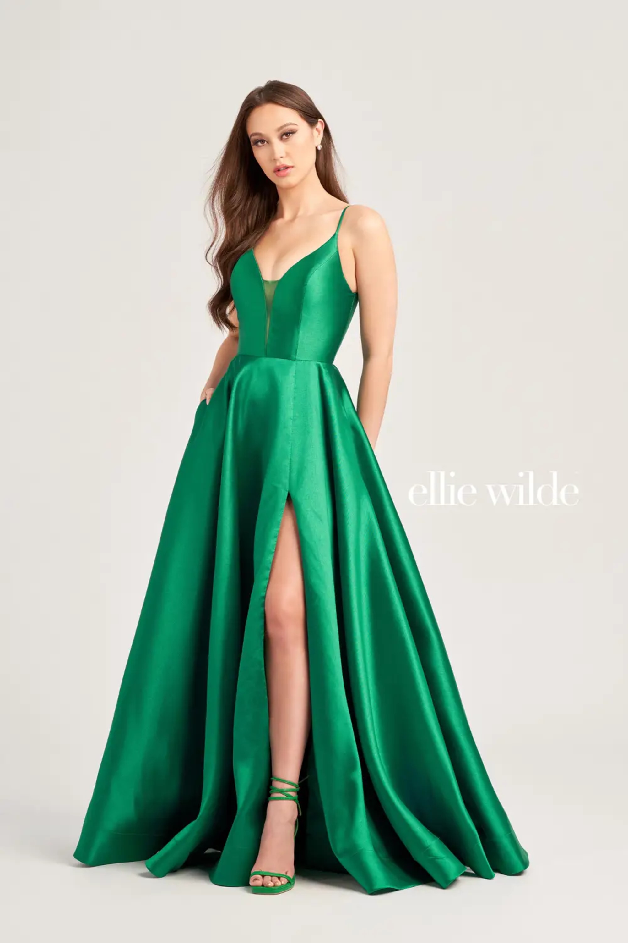 Full size EW35232 #$0 default Emerald picture